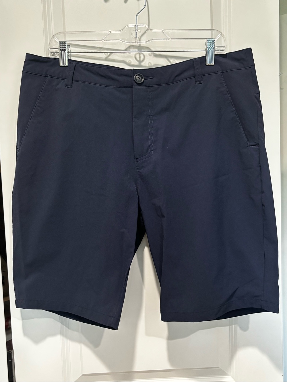 Oakley Men's Navy Flat-Front Performance Shorts